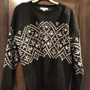 Black and white comfy oversized sweater